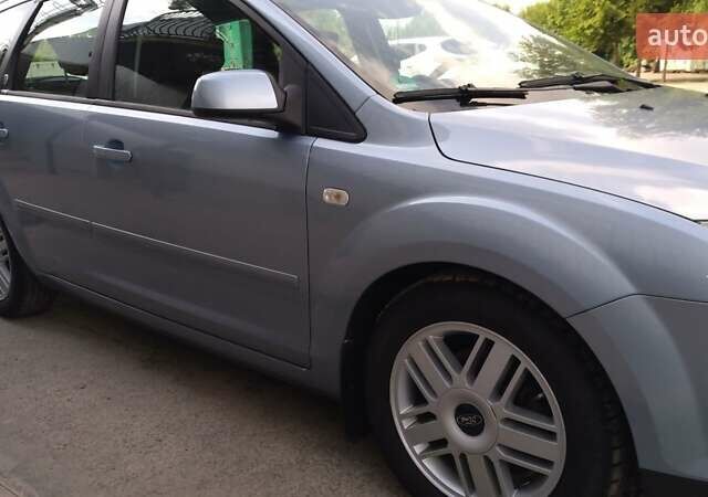 Синій Форд Фокус, об'ємом двигуна 1.6 л та пробігом 191 тис. км за 6100 $, фото 1 на Automoto.ua