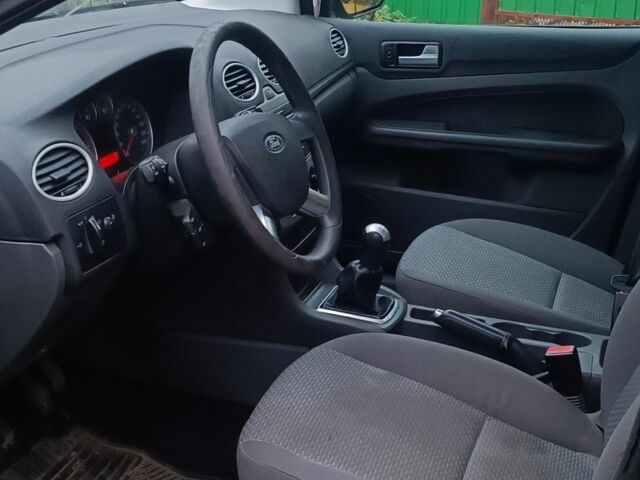 Синий Форд Фокус, объемом двигателя 0 л и пробегом 275 тыс. км за 1700 $, фото 6 на Automoto.ua