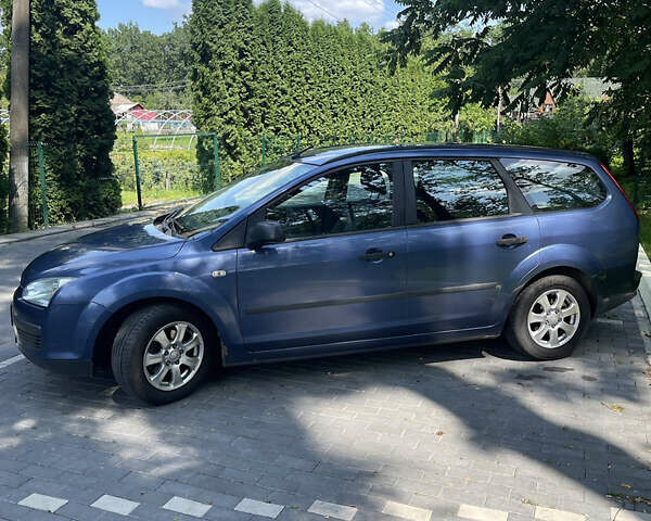 Синий Форд Фокус, объемом двигателя 1.56 л и пробегом 359 тыс. км за 4200 $, фото 7 на Automoto.ua