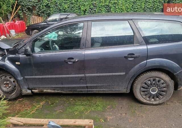 Синий Форд Фокус, объемом двигателя 1.6 л и пробегом 230 тыс. км за 1000 $, фото 1 на Automoto.ua