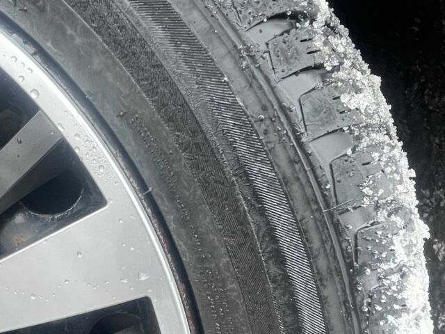 Синий Форд Фокус, объемом двигателя 1.8 л и пробегом 240 тыс. км за 2200 $, фото 6 на Automoto.ua