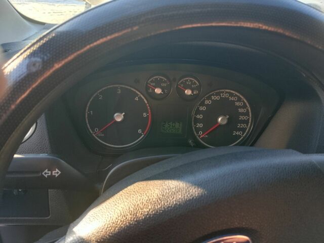 Синій Форд Фокус, об'ємом двигуна 1.6 л та пробігом 300 тис. км за 1700 $, фото 3 на Automoto.ua