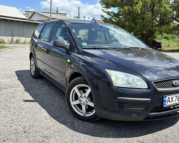 Синий Форд Фокус, объемом двигателя 1.56 л и пробегом 348 тыс. км за 4100 $, фото 1 на Automoto.ua