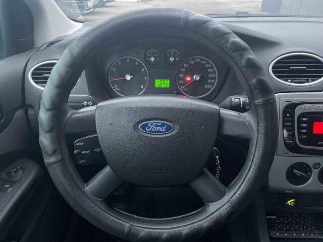 Синій Форд Фокус, об'ємом двигуна 1.6 л та пробігом 195 тис. км за 5790 $, фото 14 на Automoto.ua