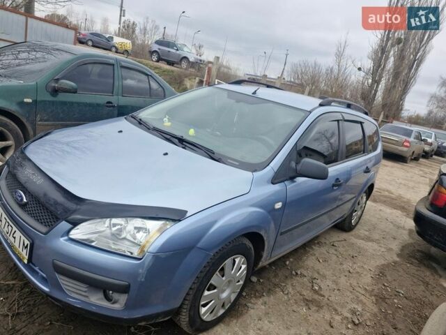 Синий Форд Фокус, объемом двигателя 1.6 л и пробегом 242 тыс. км за 4000 $, фото 4 на Automoto.ua