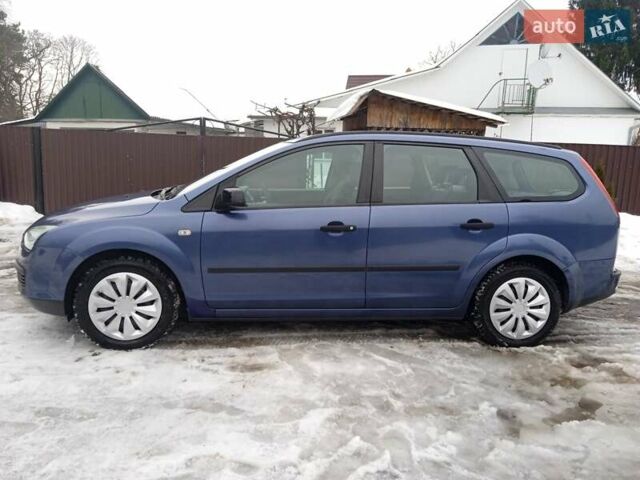 Синій Форд Фокус, об'ємом двигуна 1.6 л та пробігом 360 тис. км за 4150 $, фото 1 на Automoto.ua