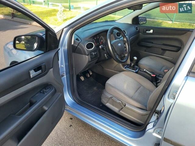Синий Форд Фокус, объемом двигателя 1.6 л и пробегом 235 тыс. км за 4300 $, фото 23 на Automoto.ua