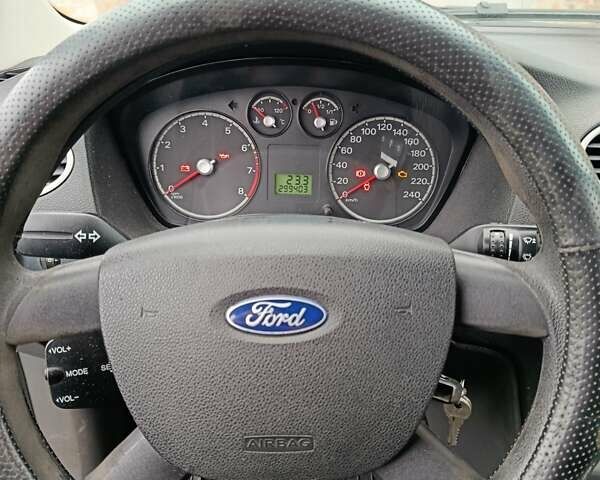 Синій Форд Фокус, об'ємом двигуна 1.6 л та пробігом 299 тис. км за 5000 $, фото 5 на Automoto.ua