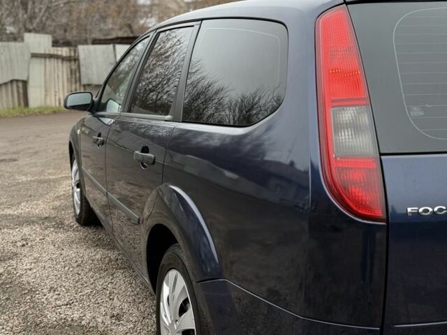 Синій Форд Фокус, об'ємом двигуна 1.6 л та пробігом 274 тис. км за 2850 $, фото 7 на Automoto.ua