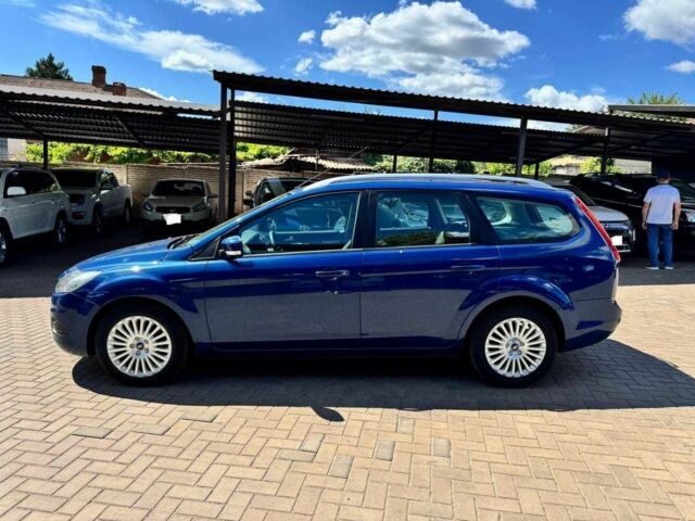 Синий Форд Фокус, объемом двигателя 1.6 л и пробегом 187 тыс. км за 6400 $, фото 3 на Automoto.ua