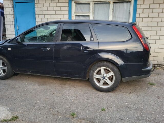 Синий Форд Фокус, объемом двигателя 2 л и пробегом 340 тыс. км за 1500 $, фото 2 на Automoto.ua