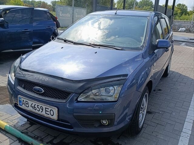 Синий Форд Фокус, объемом двигателя 1.8 л и пробегом 321 тыс. км за 5300 $, фото 2 на Automoto.ua