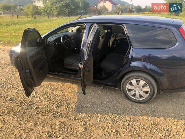 Синий Форд Фокус, объемом двигателя 1.56 л и пробегом 252 тыс. км за 4300 $, фото 8 на Automoto.ua