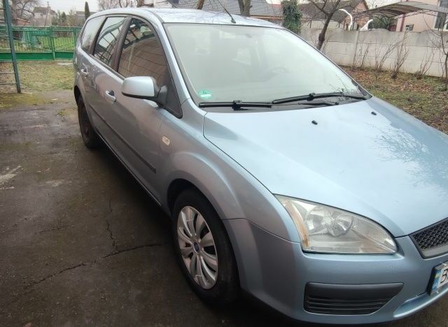 Синій Форд Фокус, об'ємом двигуна 1.8 л та пробігом 290 тис. км за 3000 $, фото 5 на Automoto.ua