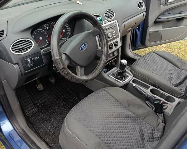 Синій Форд Фокус, об'ємом двигуна 1.6 л та пробігом 299 тис. км за 5000 $, фото 7 на Automoto.ua
