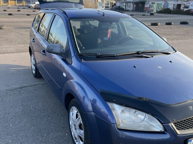 Синий Форд Фокус, объемом двигателя 1.8 л и пробегом 226 тыс. км за 3200 $, фото 2 на Automoto.ua