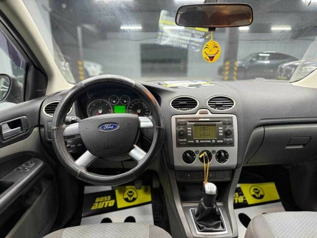 Синий Форд Фокус, объемом двигателя 1.6 л и пробегом 260 тыс. км за 4800 $, фото 11 на Automoto.ua