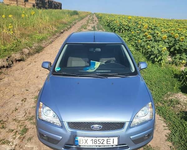 Синій Форд Фокус, об'ємом двигуна 1.6 л та пробігом 190 тис. км за 4900 $, фото 5 на Automoto.ua