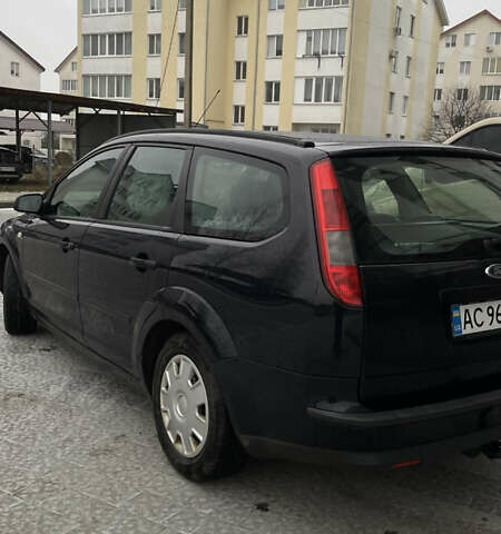 Синій Форд Фокус, об'ємом двигуна 1.8 л та пробігом 213 тис. км за 5200 $, фото 6 на Automoto.ua