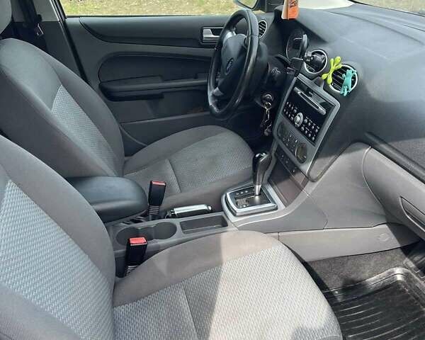 Синий Форд Фокус, объемом двигателя 1.56 л и пробегом 189 тыс. км за 5800 $, фото 3 на Automoto.ua