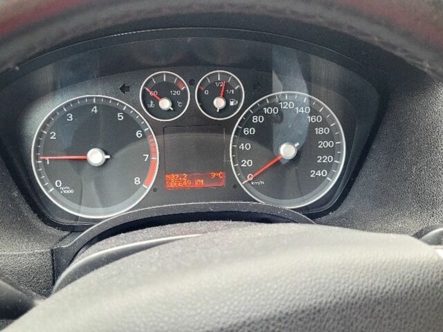 Синій Форд Фокус, об'ємом двигуна 0 л та пробігом 207 тис. км за 1730 $, фото 4 на Automoto.ua