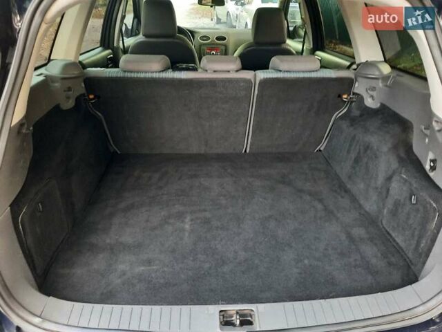 Синий Форд Фокус, объемом двигателя 1.6 л и пробегом 360 тыс. км за 4550 $, фото 27 на Automoto.ua