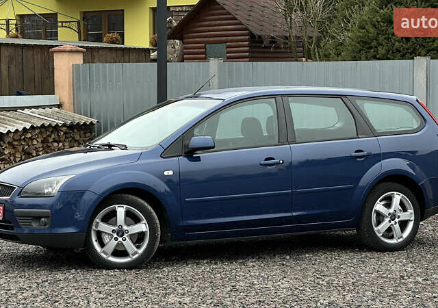 Синий Форд Фокус, объемом двигателя 1.6 л и пробегом 231 тыс. км за 4999 $, фото 3 на Automoto.ua