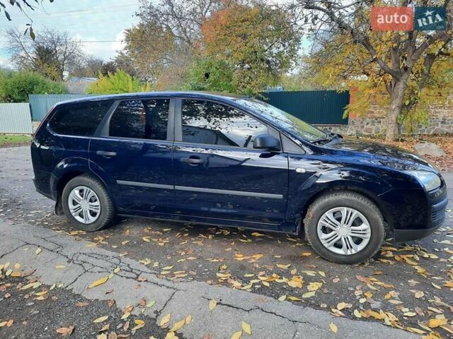 Синий Форд Фокус, объемом двигателя 1.6 л и пробегом 360 тыс. км за 4550 $, фото 35 на Automoto.ua