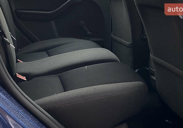 Синий Форд Фокус, объемом двигателя 1.6 л и пробегом 231 тыс. км за 5250 $, фото 64 на Automoto.ua