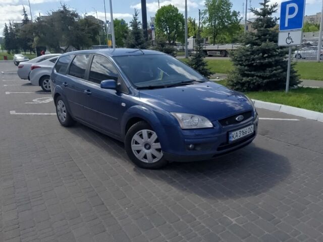 Синий Форд Фокус, объемом двигателя 2 л и пробегом 320 тыс. км за 4000 $, фото 5 на Automoto.ua