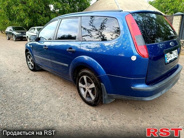 Синий Форд Фокус, объемом двигателя 1.6 л и пробегом 300 тыс. км за 3900 $, фото 2 на Automoto.ua
