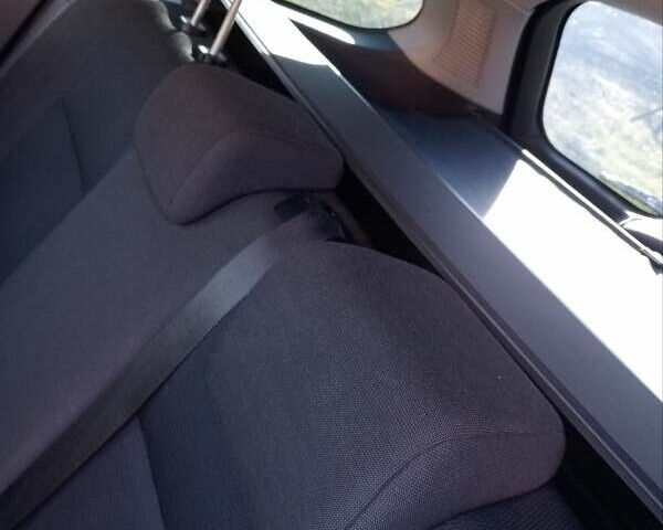 Синий Форд Фокус, объемом двигателя 1.56 л и пробегом 313 тыс. км за 4450 $, фото 1 на Automoto.ua