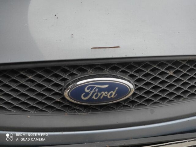 Синий Форд Фокус, объемом двигателя 1.8 л и пробегом 258 тыс. км за 3600 $, фото 1 на Automoto.ua