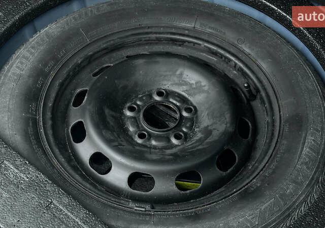 Синий Форд Фокус, объемом двигателя 1.6 л и пробегом 231 тыс. км за 4999 $, фото 80 на Automoto.ua