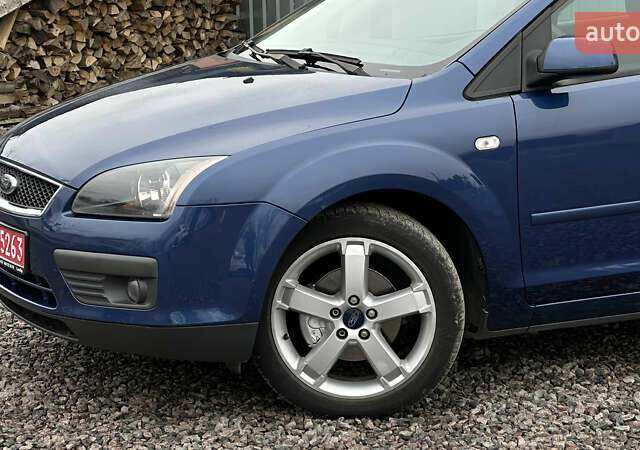 Синий Форд Фокус, объемом двигателя 1.6 л и пробегом 231 тыс. км за 4999 $, фото 4 на Automoto.ua