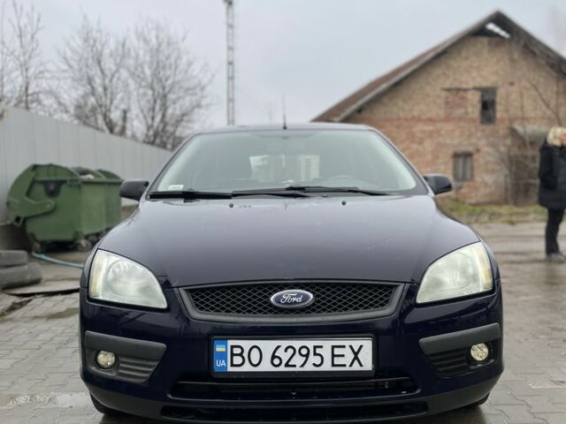 Синій Форд Фокус, об'ємом двигуна 1.8 л та пробігом 340 тис. км за 4700 $, фото 5 на Automoto.ua