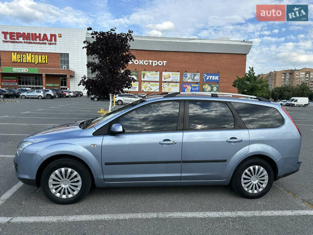 Синий Форд Фокус, объемом двигателя 1.8 л и пробегом 208 тыс. км за 5750 $, фото 1 на Automoto.ua