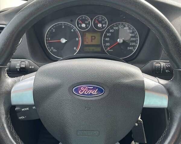 Синій Форд Фокус, об'ємом двигуна 1.56 л та пробігом 189 тис. км за 5800 $, фото 1 на Automoto.ua