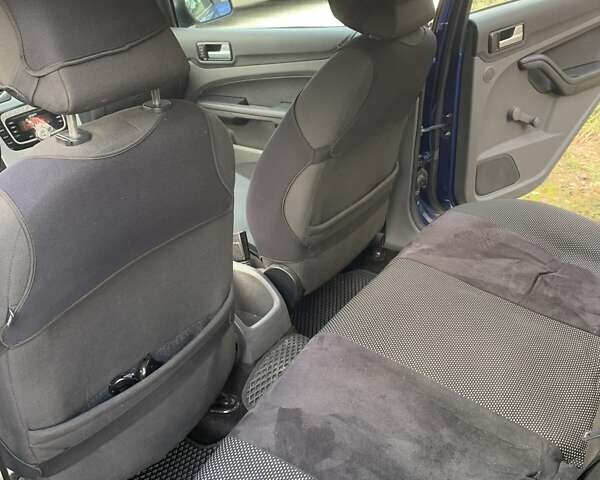 Синий Форд Фокус, объемом двигателя 1.6 л и пробегом 256 тыс. км за 4500 $, фото 11 на Automoto.ua