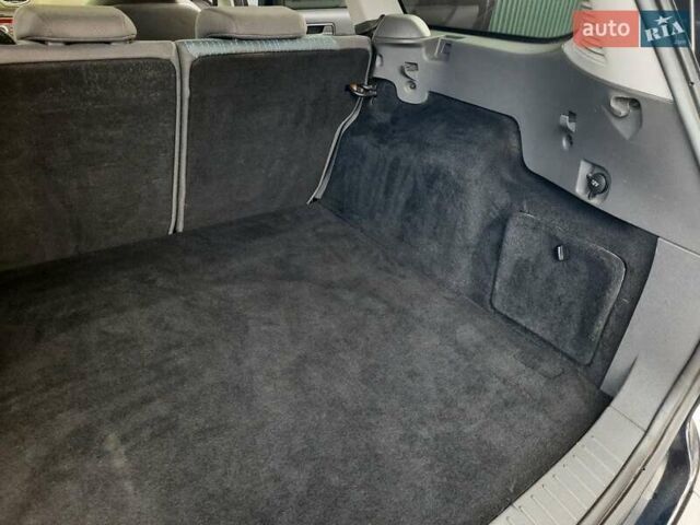 Синий Форд Фокус, объемом двигателя 1.6 л и пробегом 360 тыс. км за 4550 $, фото 82 на Automoto.ua