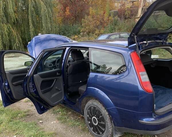 Синий Форд Фокус, объемом двигателя 1.6 л и пробегом 256 тыс. км за 4500 $, фото 3 на Automoto.ua