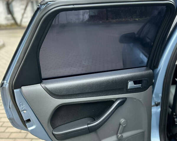 Синий Форд Фокус, объемом двигателя 1.6 л и пробегом 187 тыс. км за 4700 $, фото 12 на Automoto.ua