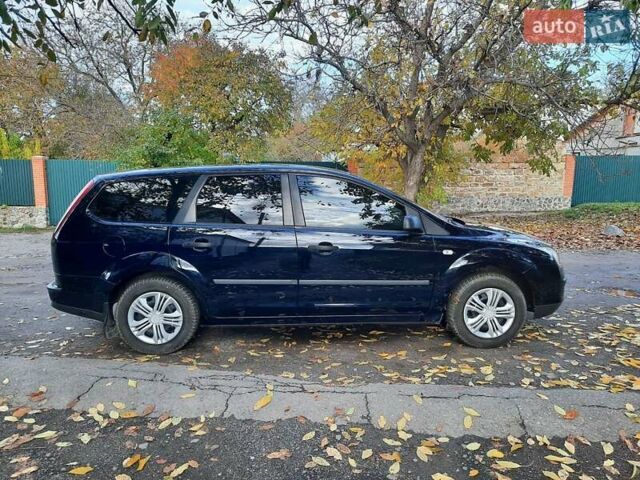 Синий Форд Фокус, объемом двигателя 1.6 л и пробегом 360 тыс. км за 4550 $, фото 38 на Automoto.ua
