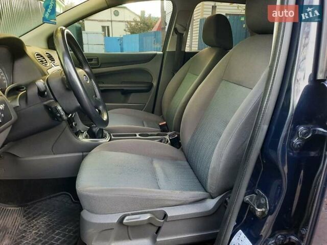 Синий Форд Фокус, объемом двигателя 1.6 л и пробегом 360 тыс. км за 4550 $, фото 14 на Automoto.ua