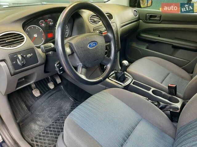 Синий Форд Фокус, объемом двигателя 1.6 л и пробегом 360 тыс. км за 4550 $, фото 62 на Automoto.ua