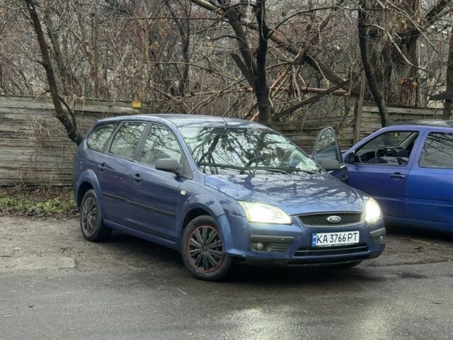 Синий Форд Фокус, объемом двигателя 1.6 л и пробегом 300 тыс. км за 2900 $, фото 1 на Automoto.ua