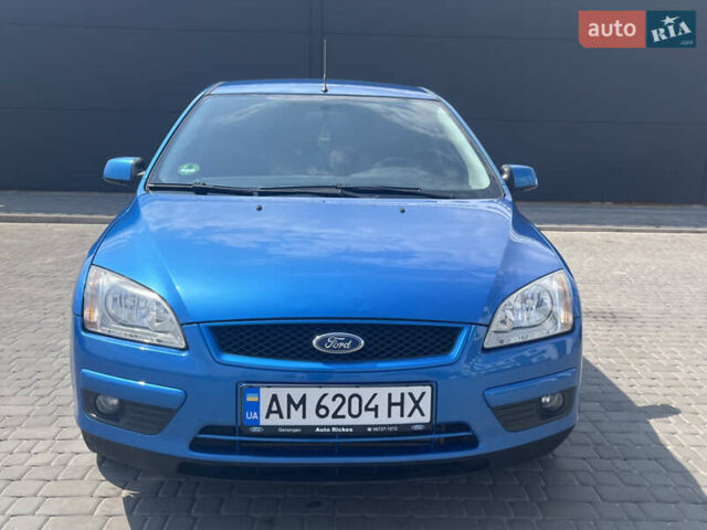 Синий Форд Фокус, объемом двигателя 1.56 л и пробегом 255 тыс. км за 5400 $, фото 2 на Automoto.ua