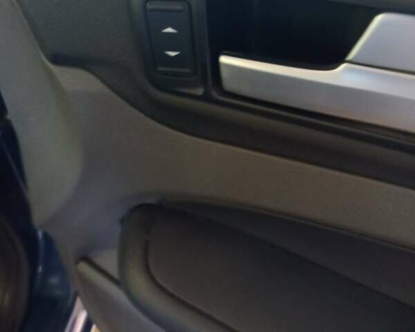 Синій Форд Фокус, об'ємом двигуна 1.6 л та пробігом 202 тис. км за 5400 $, фото 5 на Automoto.ua