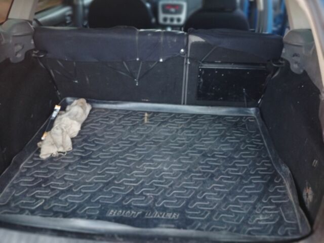 Синій Форд Фокус, об'ємом двигуна 1.5 л та пробігом 272 тис. км за 2500 $, фото 2 на Automoto.ua