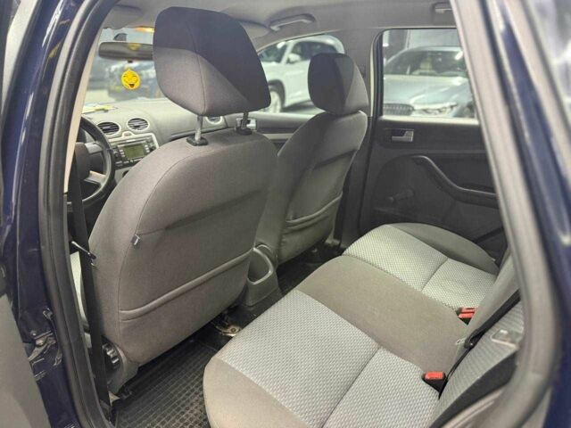 Синий Форд Фокус, объемом двигателя 1.6 л и пробегом 260 тыс. км за 4800 $, фото 14 на Automoto.ua